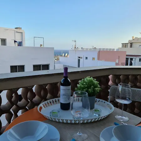 Casa Iglesia Only 200 Meters To The Sea, Balcony, Sea View, Air Conditioning Arona (Tenerife)