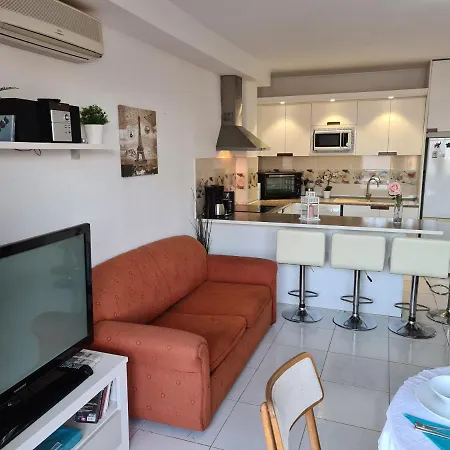 Apartment Casa Iglesia Only 200 Meters To The Sea, Balcony, Sea View, Air Conditioning Arona (Tenerife)