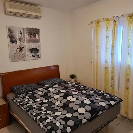 Casa Iglesia Only 200 Meters To The Sea, Balcony, Sea View, Air Conditioning *
